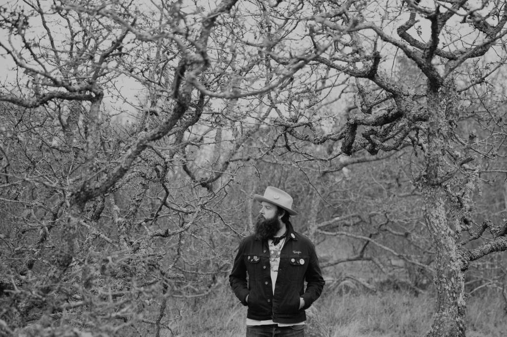 Leeroy Stagger brings new singles to Courtenay as part of winter tour